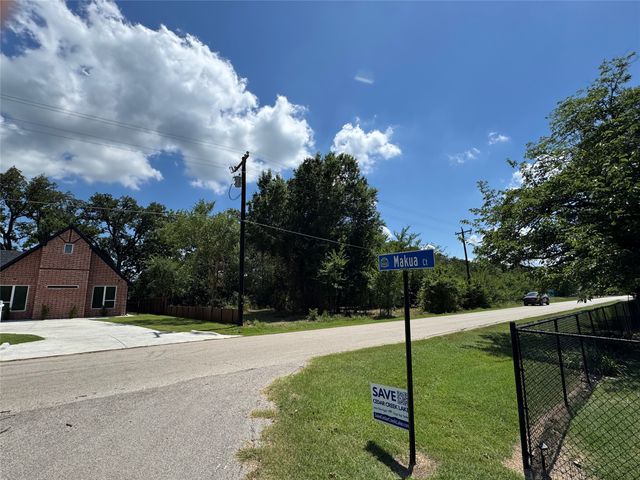 204 Kanakoa Drive, Tool, TX 75143