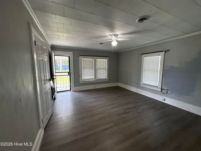 103 S Wooten Street, La Grange, NC 28551