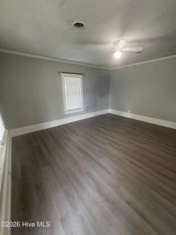 103 S Wooten Street, La Grange, NC 28551