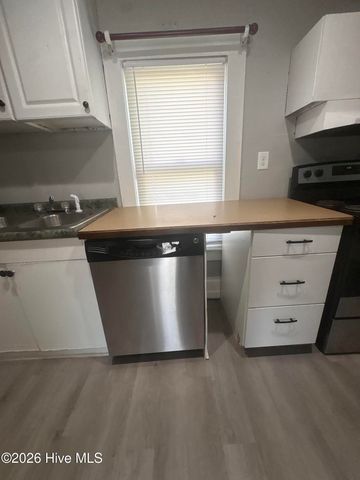 103 S Wooten Street, La Grange, NC 28551