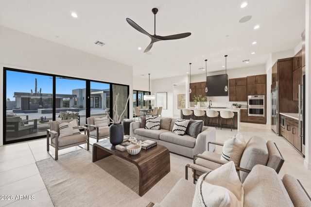 1632 W LAVITT Lane, Phoenix, AZ 85086