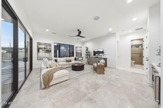 1632 W LAVITT Lane, Phoenix, AZ 85086