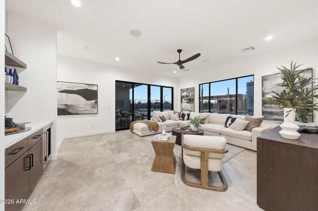 1632 W LAVITT Lane, Phoenix, AZ 85086