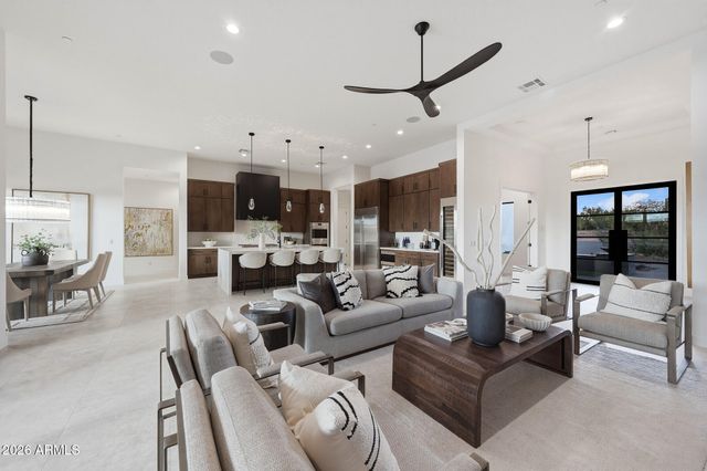 1632 W LAVITT Lane, Phoenix, AZ 85086