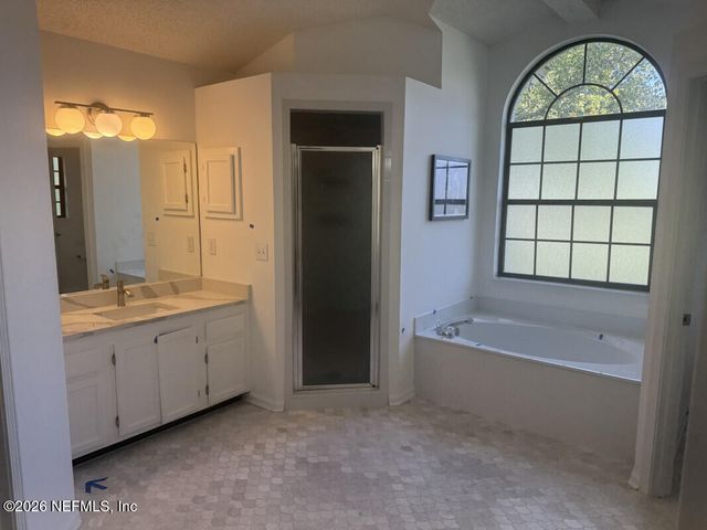 13060 N AUTUMN RIVER Road, Jacksonville, FL 32224