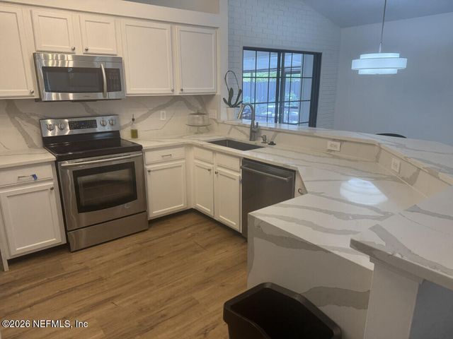13060 N AUTUMN RIVER Road, Jacksonville, FL 32224