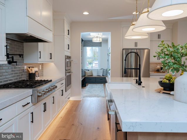 5399 RED OAK DR, Coopersburg, PA 18036