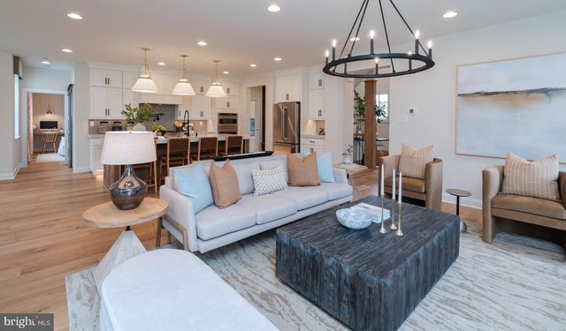 5399 RED OAK DR, Coopersburg, PA 18036