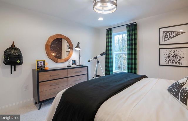 5399 RED OAK DR, Coopersburg, PA 18036