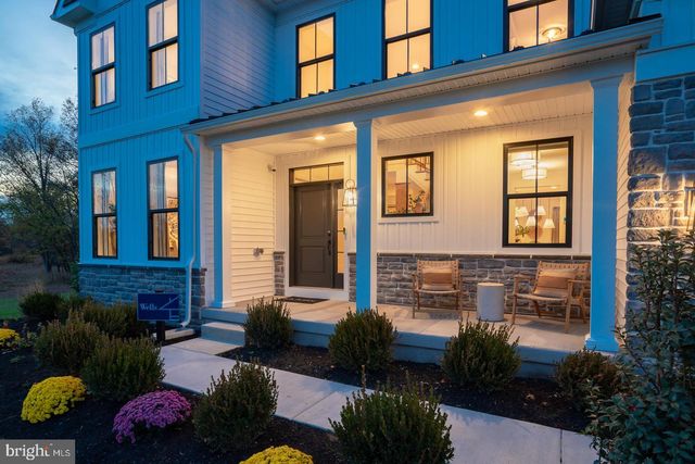 5399 RED OAK DR, Coopersburg, PA 18036