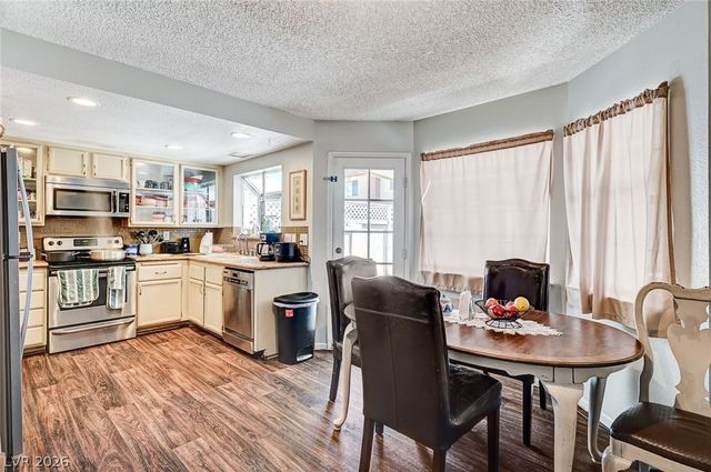 6729 Brunswick Circle, Las Vegas, NV 89107