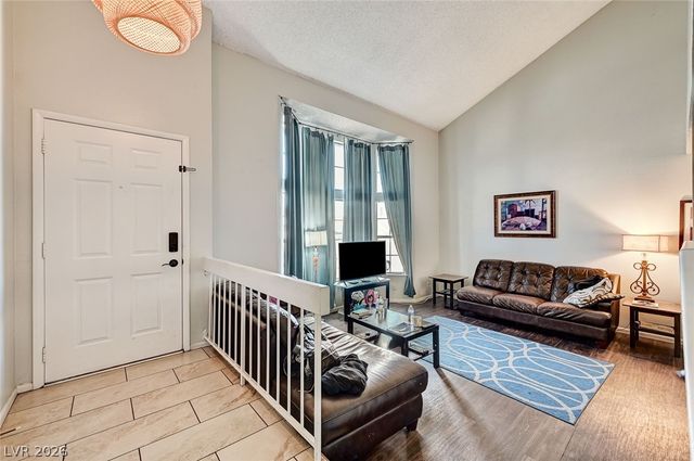 6729 Brunswick Circle, Las Vegas, NV 89107