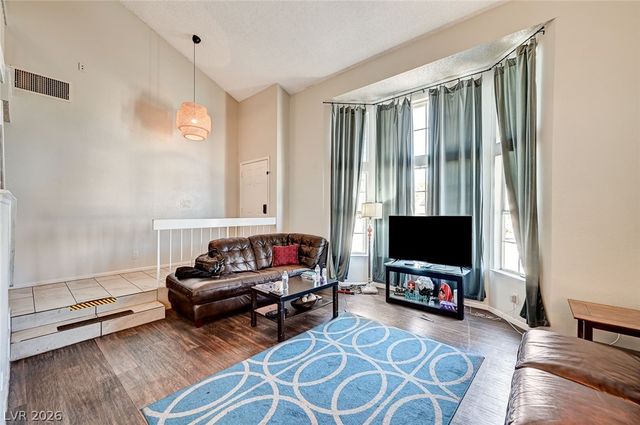 6729 Brunswick Circle, Las Vegas, NV 89107