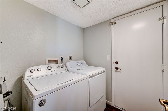 6729 Brunswick Circle, Las Vegas, NV 89107