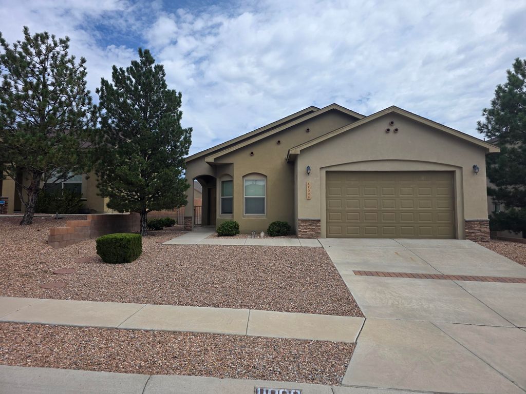 11008 ESCENSIA Street NW, Albuquerque, NM 87114