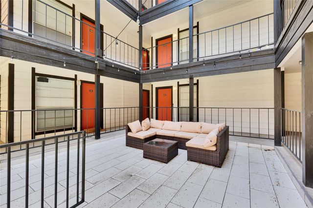 2801 Hemphill PARK 304, Austin, TX 78705