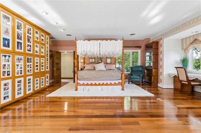 510 Oak Grove RD, Norfolk, VA 23505