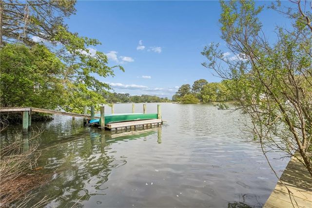 510 Oak Grove RD, Norfolk, VA 23505