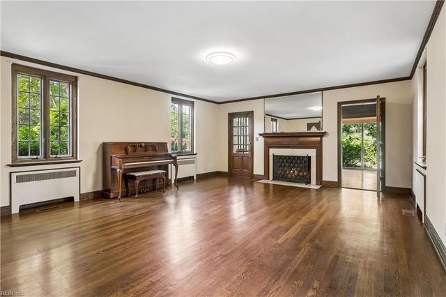 510 Oak Grove RD, Norfolk, VA 23505