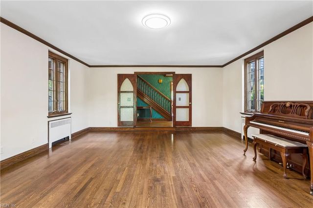 510 Oak Grove RD, Norfolk, VA 23505