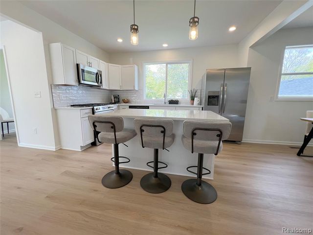 43 Rathbone Street, Mount Clemens, MI 48043