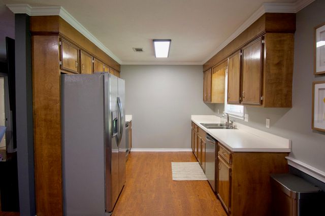 625 Twin Harbor Pl, Madison, MS 39110