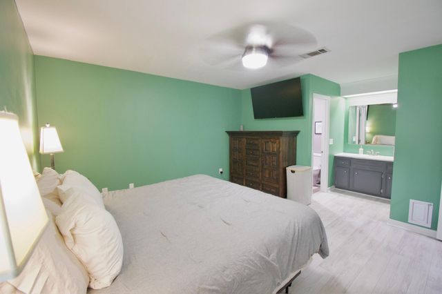625 Twin Harbor Pl, Madison, MS 39110