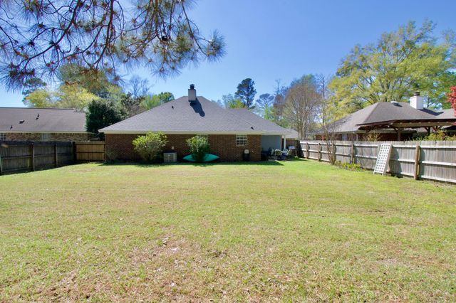 625 Twin Harbor Pl, Madison, MS 39110