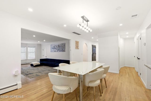 19 Elm Street, Jackson, NJ 08527