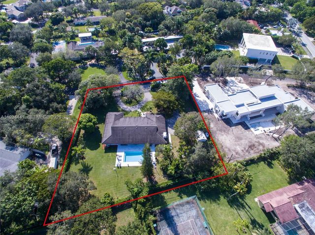 6875 N Cartee Rd, Palmetto Bay, FL 33158