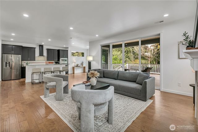 36020 21st Lane S, Federal Way, WA 98003