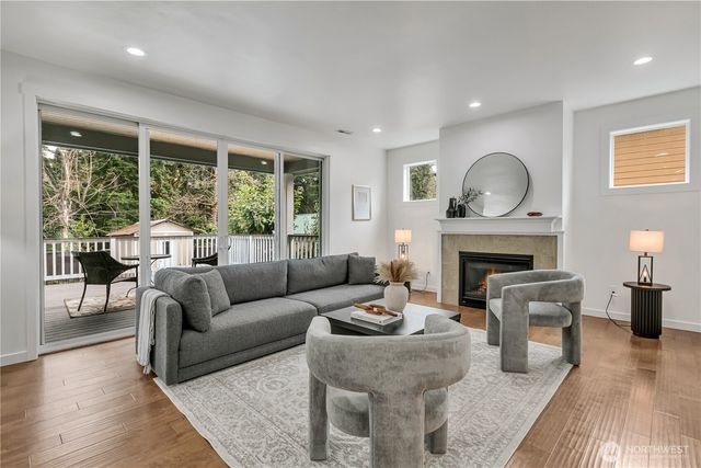 36020 21st Lane S, Federal Way, WA 98003