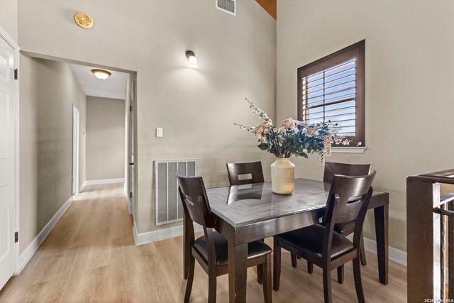 8726 Mountain Top, San Antonio, TX 78255