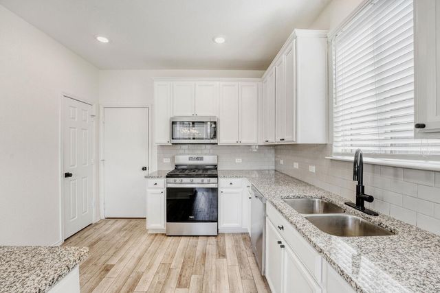 513 Goat Willow LN, Georgetown, TX 78626