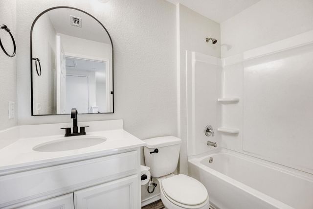 513 Goat Willow LN, Georgetown, TX 78626