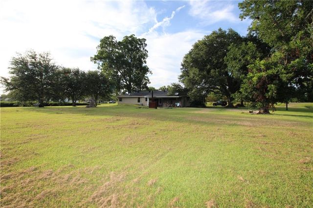 3794 451 Highway, Moreauville, LA 71355