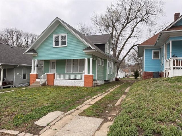 2203 Vories Street, St Joseph, MO 64507