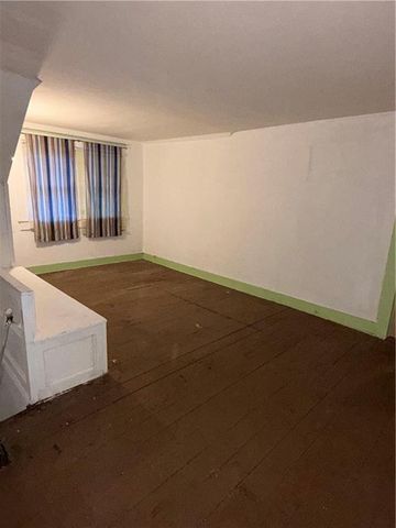 2203 Vories Street, St Joseph, MO 64507