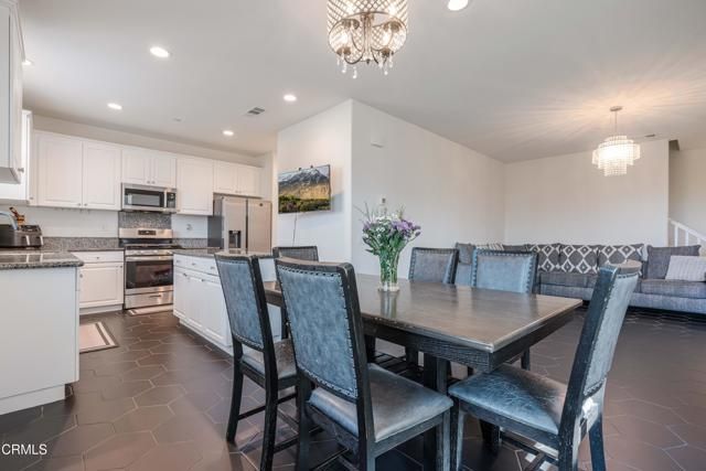 344 Campbell Court, Santa Paula, CA 93060