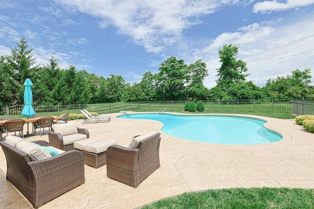 5304 Meadow Breeze Drive, Liberty Twp, OH 45011