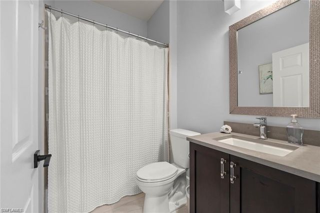 646 Vintage Reserve CIR 4D, Naples, FL 34119