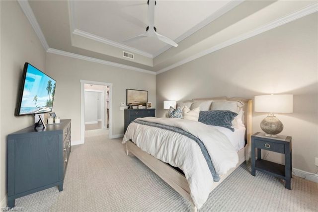 646 Vintage Reserve CIR 4D, Naples, FL 34119