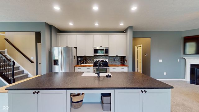 10644 Pintail Lane, Indianapolis, IN 46239