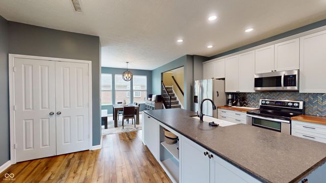 10644 Pintail Lane, Indianapolis, IN 46239