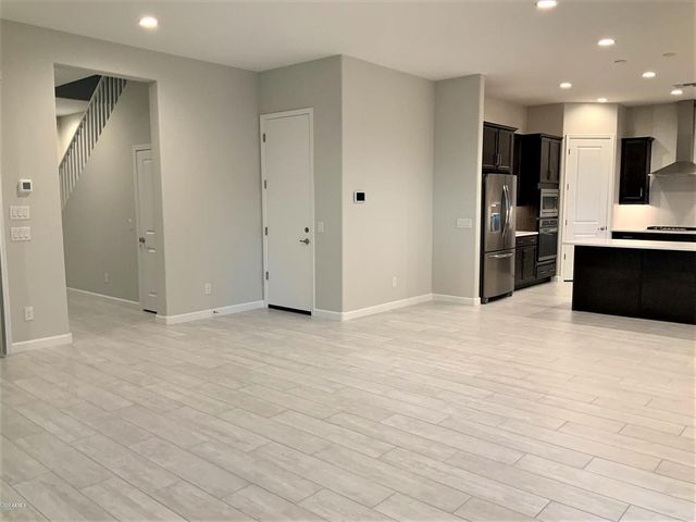 6519 E Villa Maria Drive, Phoenix, AZ 85054