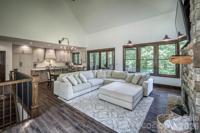 2243 Cottage Park Road, Morganton, NC 28655