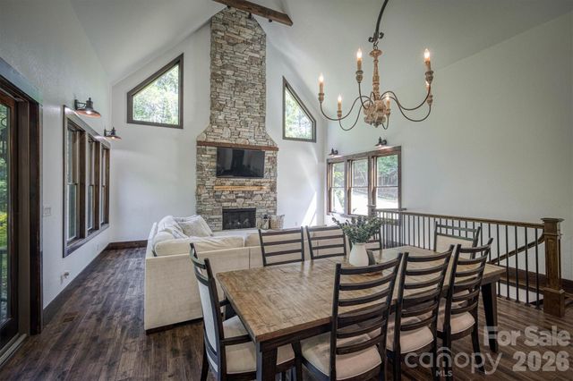 2243 Cottage Park Road, Morganton, NC 28655