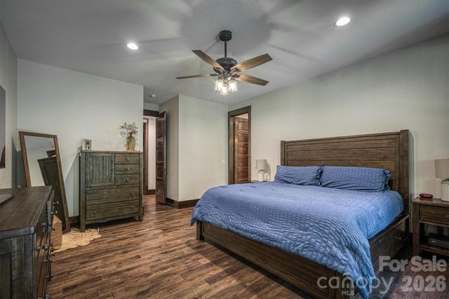 2243 Cottage Park Road, Morganton, NC 28655