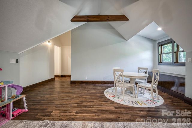 2243 Cottage Park Road, Morganton, NC 28655