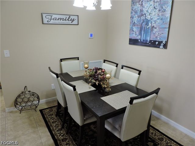 204 NW 11th ST, Cape Coral, FL 33993